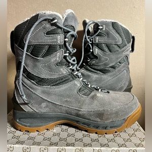 Sz 9.5 VASQUE WOMENS WINTER BOOTS